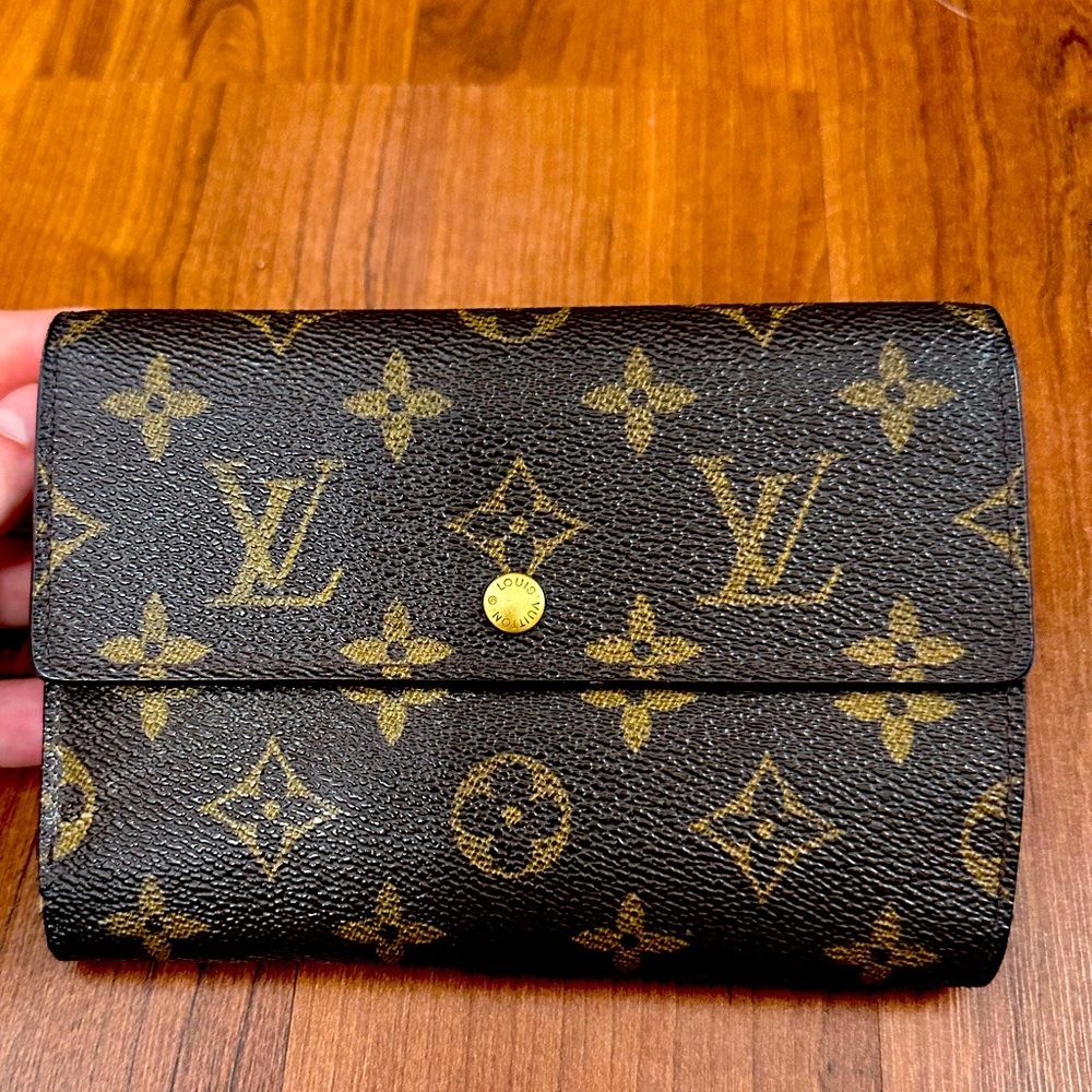 Louis Vuitton Porte-Tresor Etui Papiers Monogram